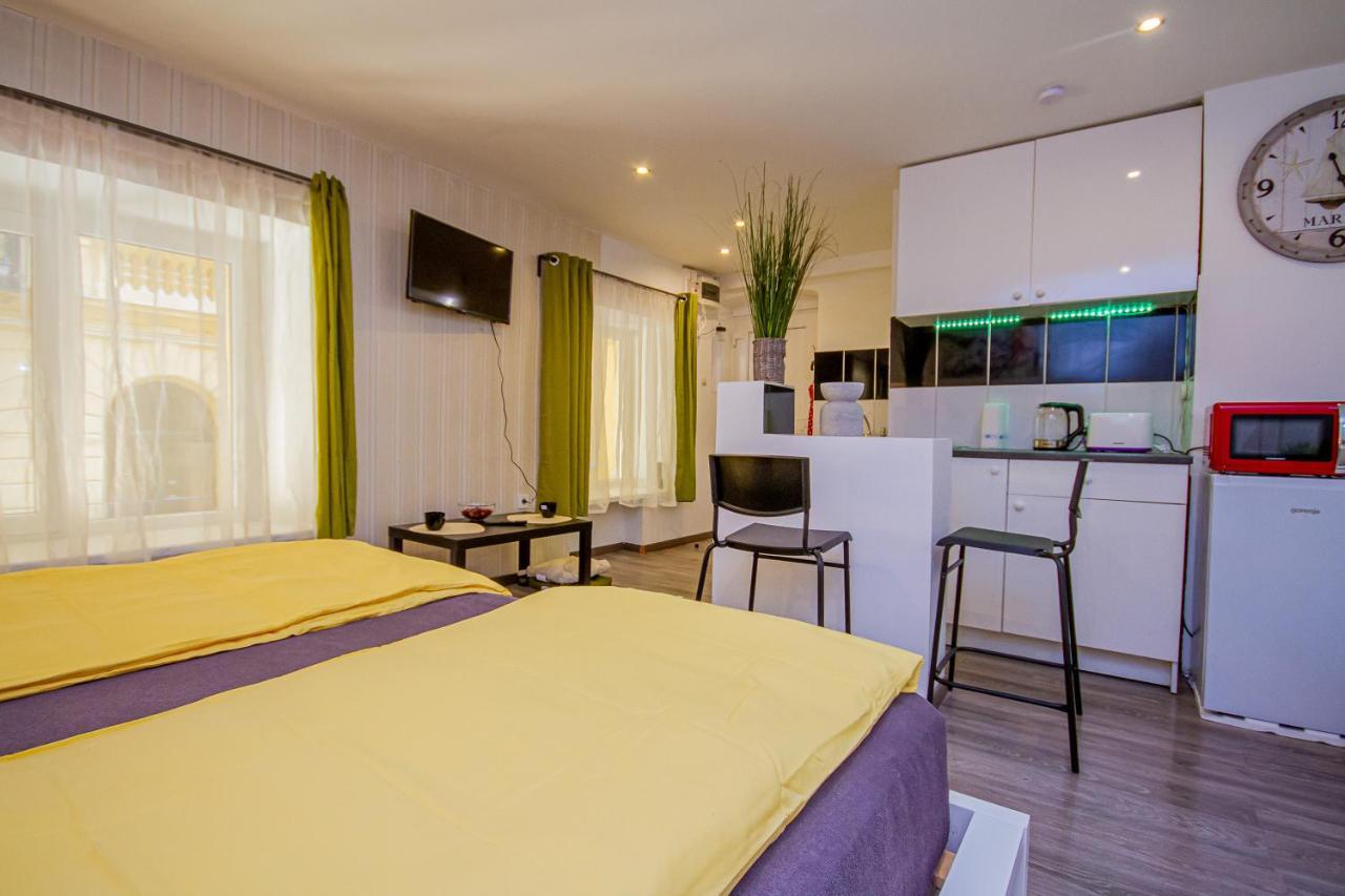 Urania Apartment Budapest Bagian luar foto